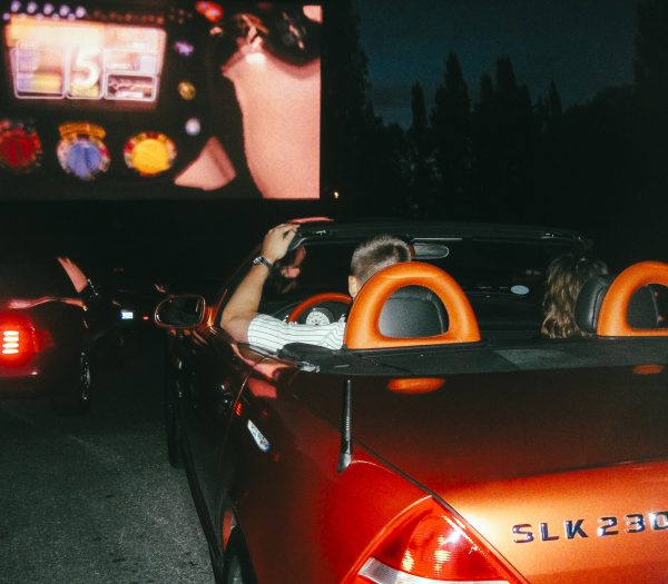 DRIVE-IN-Autokinos-Firmenevent-F1-Premiere-3.jpg